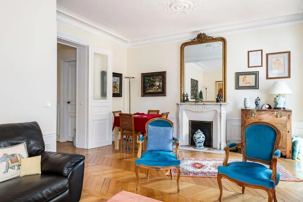 Your Home From Home Near Eiffel Tower-Invalides 파리 프랑스